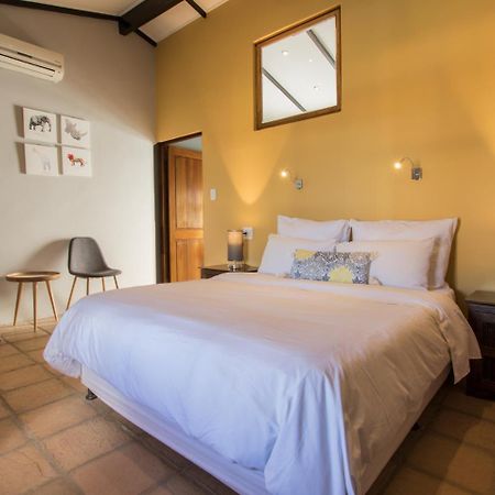 Lemon 3 Lodge Guesthouse Kirkwood Bagian luar foto