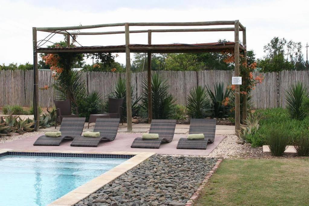 Lemon 3 Lodge Guesthouse Kirkwood Bagian luar foto