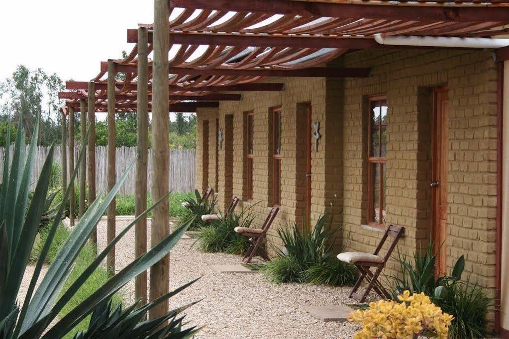 Lemon 3 Lodge Guesthouse Kirkwood Bagian luar foto